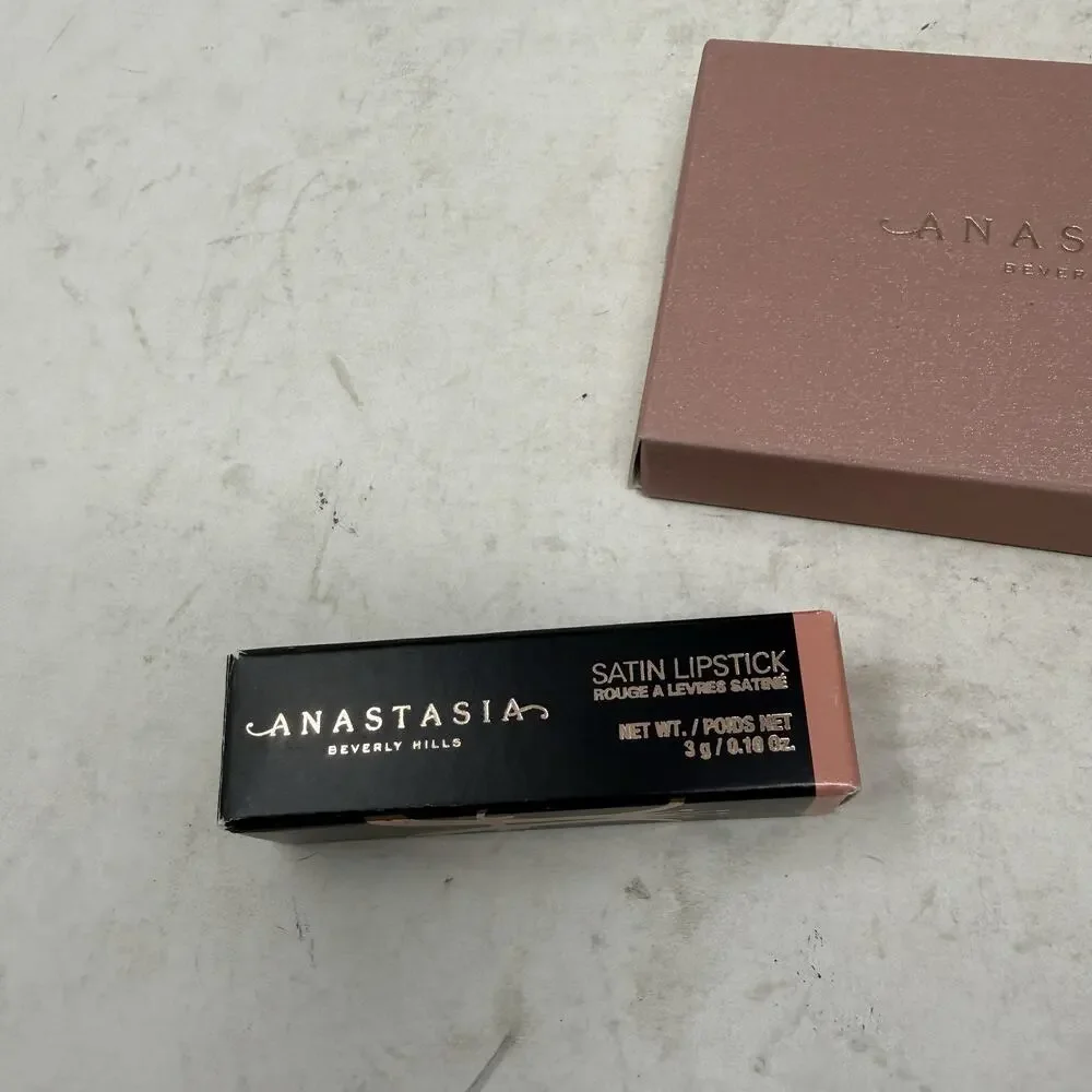 Anastasia Beverly Hills Glam to Go Eyeshadow Pallet Satin Lipstick Peach Bud Set